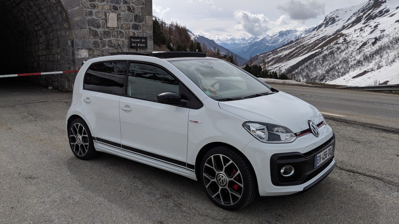Illustration for article titled The 2018 Volkswagen Up GTI Is As Fun As Tiny Cars Get